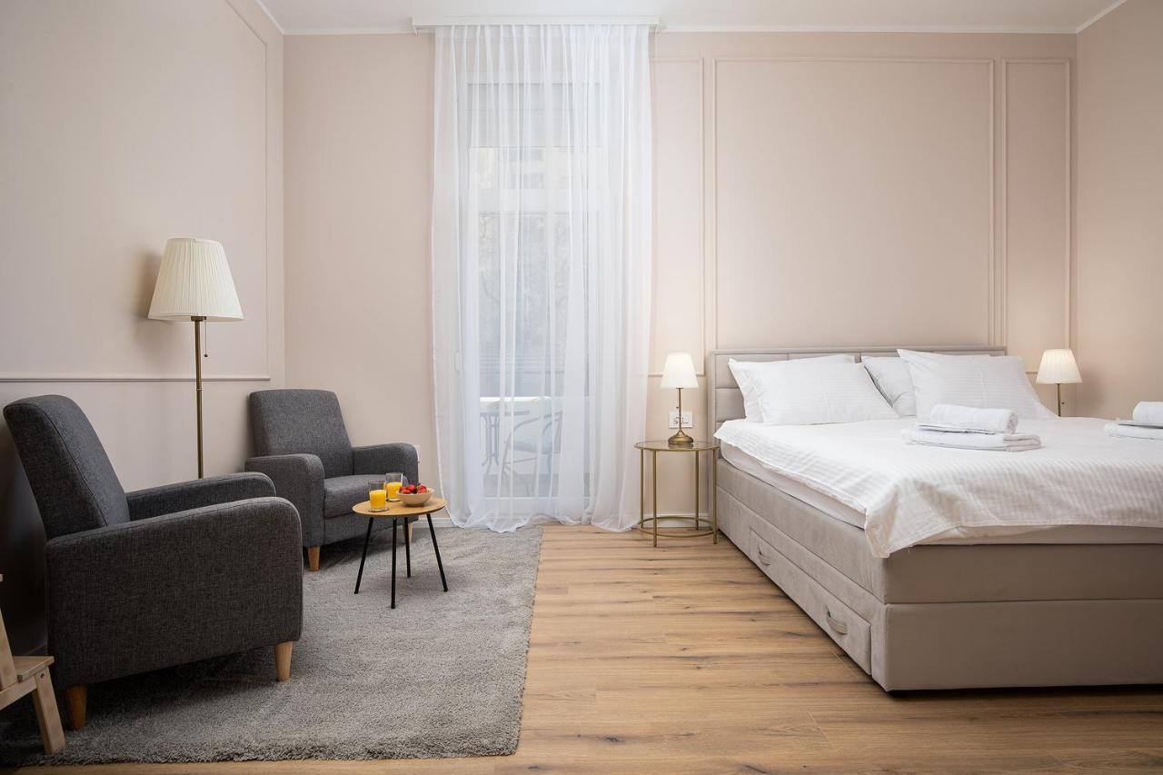 Grand Munz Appartement Pula Buitenkant foto