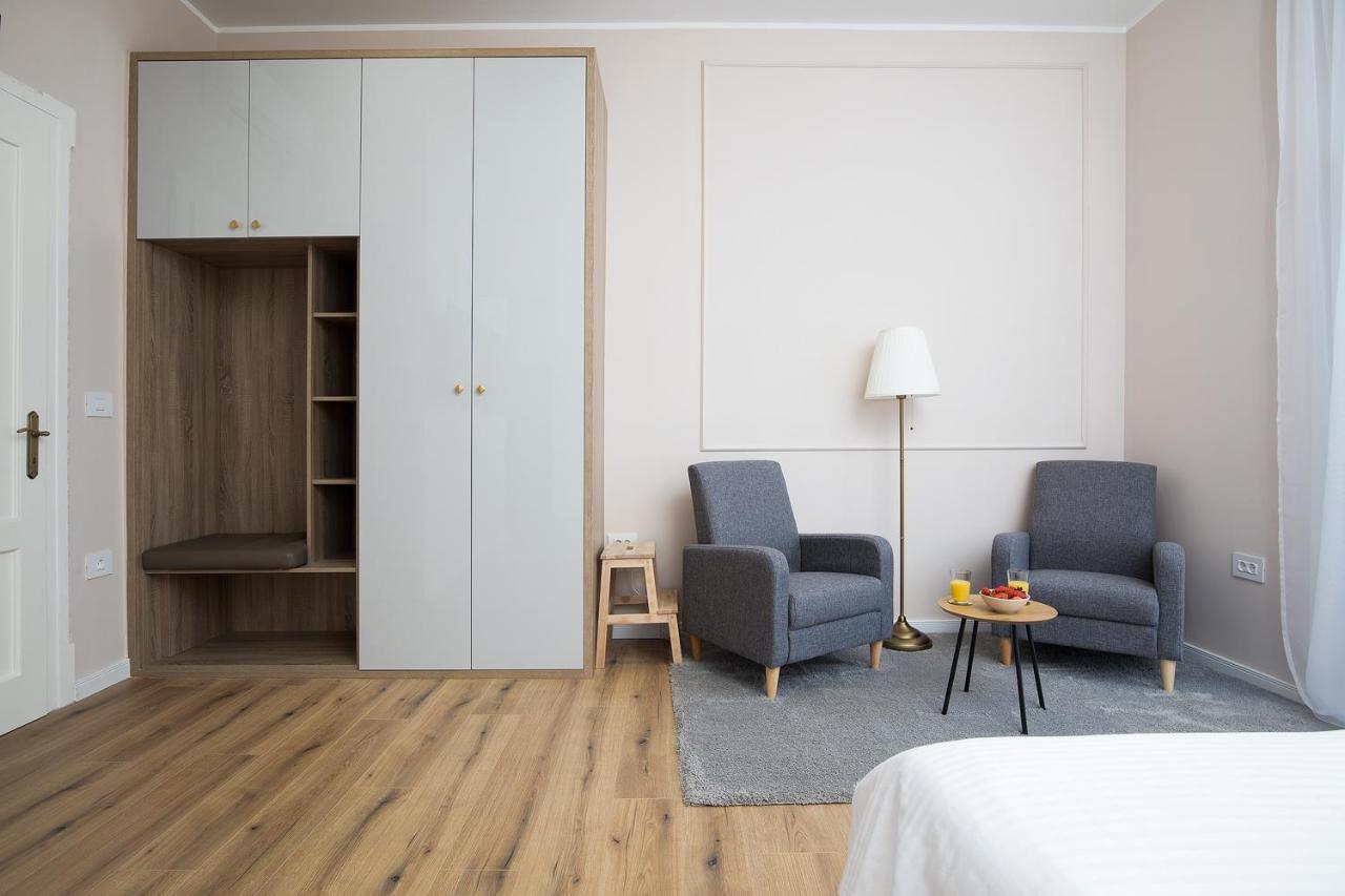 Grand Munz Appartement Pula Buitenkant foto