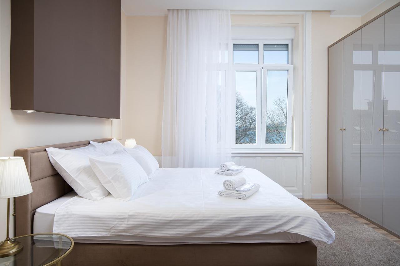 Grand Munz Appartement Pula Buitenkant foto